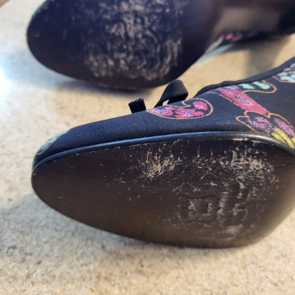 Stuart Weitzman Floral Pump Size 7.5 - Picture 4 of 4